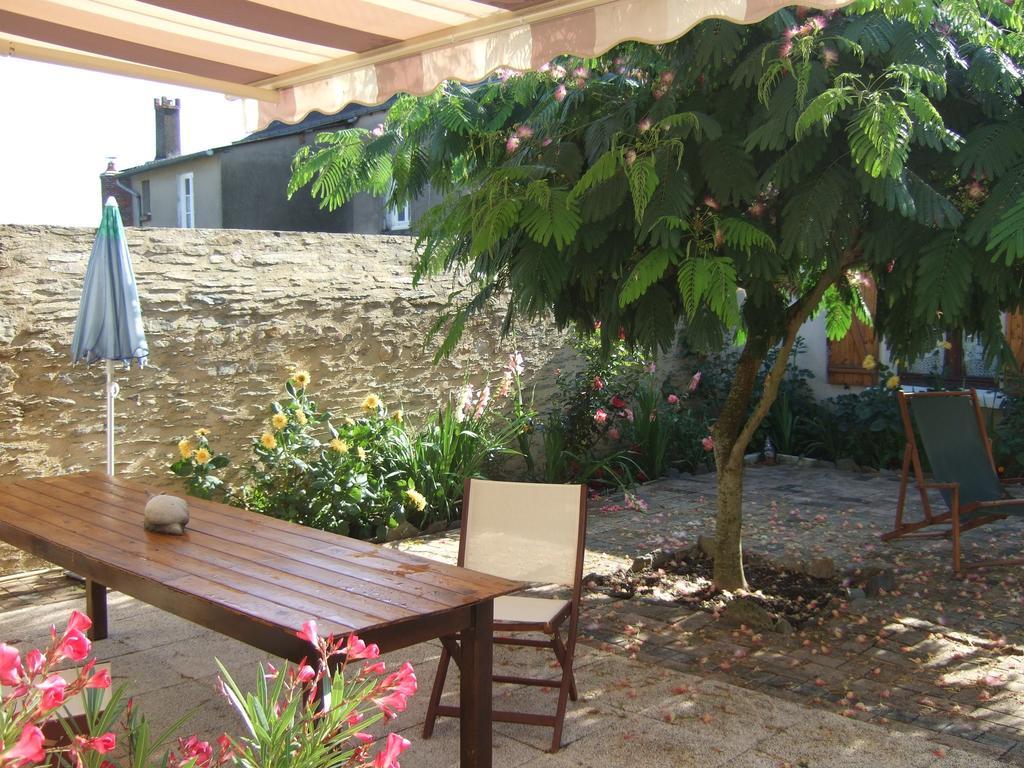 Les Escargots Bed & Breakfast Vauchretien ภายนอก รูปภาพ